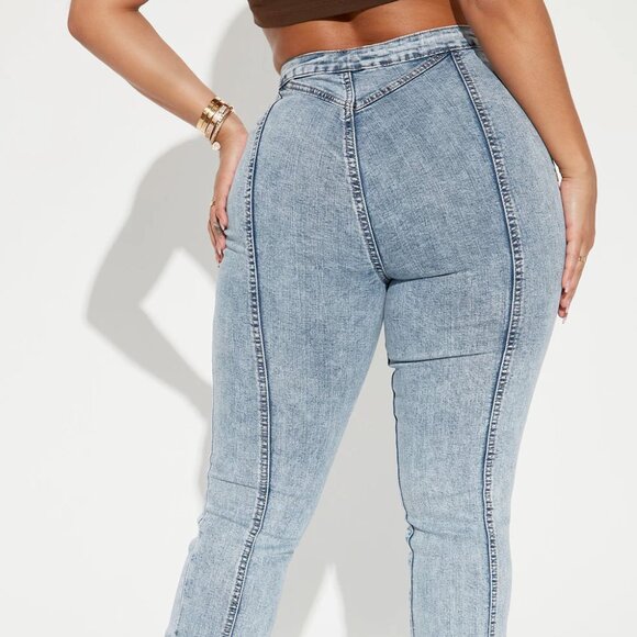 Side Slit Stretch Slim Bootcut Jeans || Acid Wash Denim (SIZE 5) - Picture 3 of 7